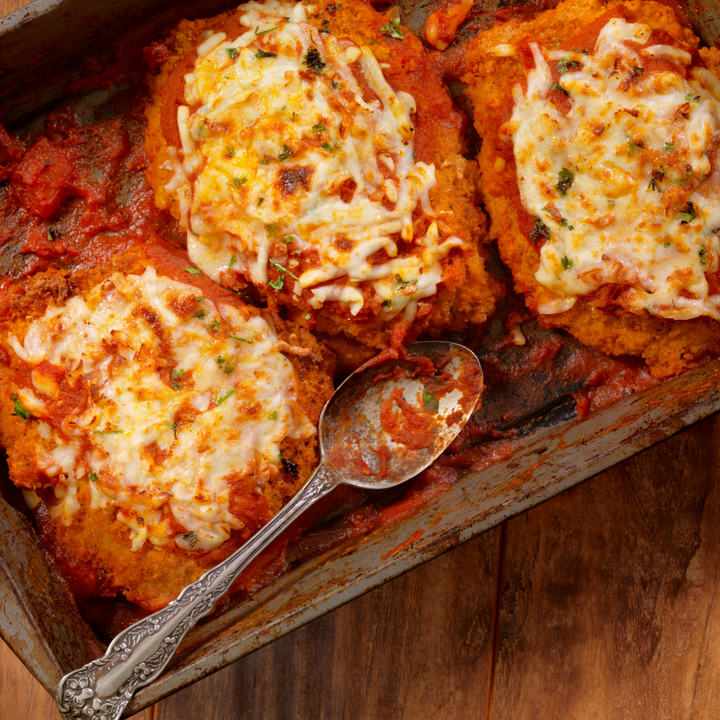 Prime Veal Parmesan in tomato Sauce